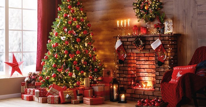 Selling Your Home During The Holiday Season-Decorate Or No?